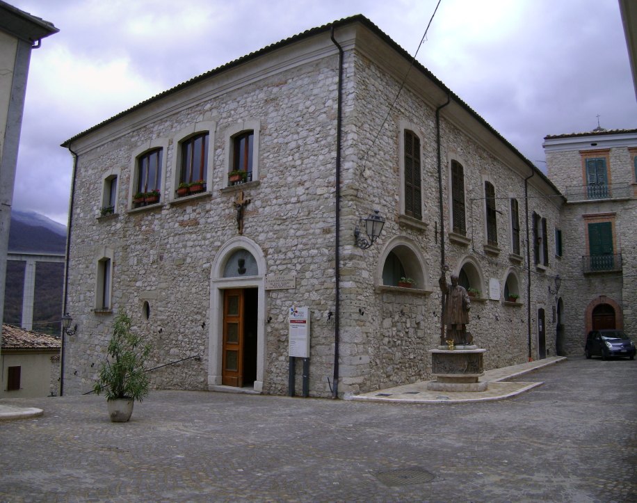 Palazzo Caracciolo, sede del Museo dei Cuochi a Villa Santa Maria